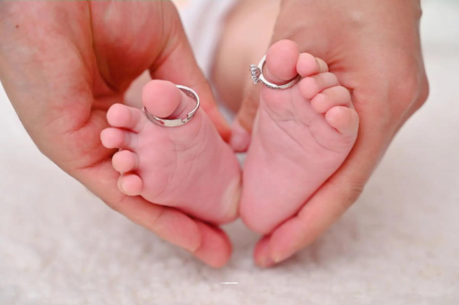 鹤岗怀孕多久才会孕吐